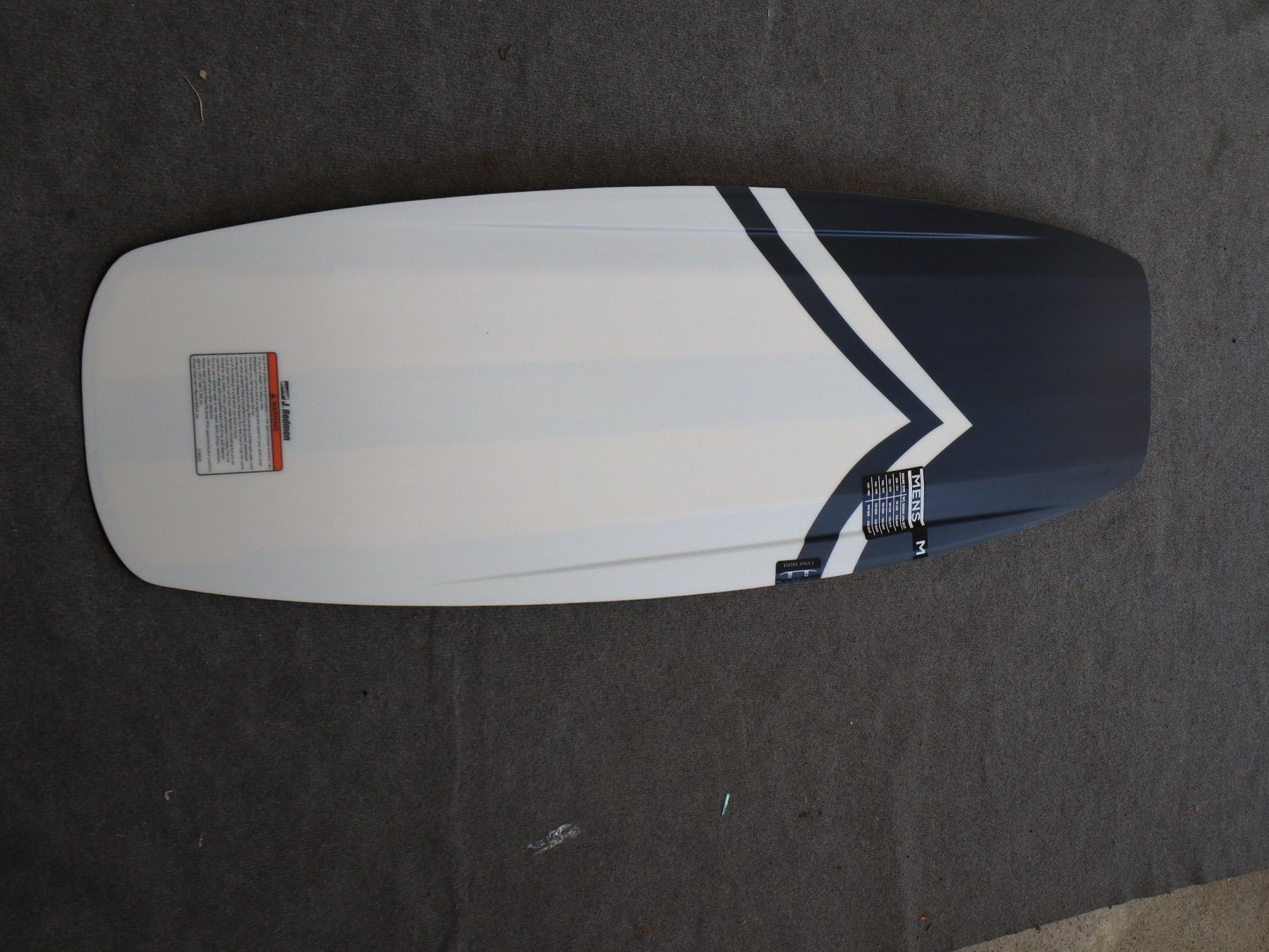 Tavole da surf e di nuoto: Top Wakeboard Liquid Force 143 – Nuovo e nell'imballaggio originale da Lenzburg venduto da Threesixty 1