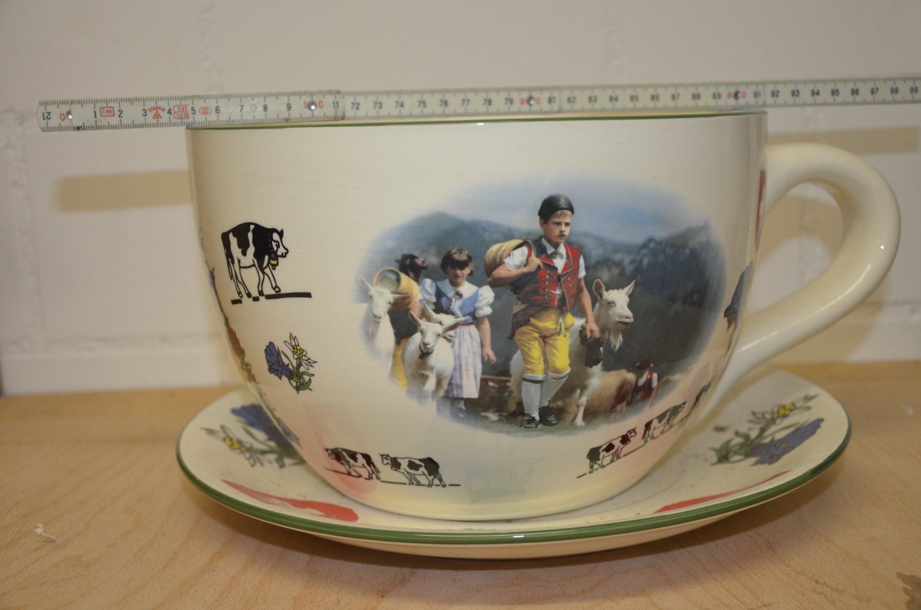 Tazze: Grosse Kaffeetasse mit Unterteller im Swiss lock – Usato da Wetzikon ZH venduto da bausie