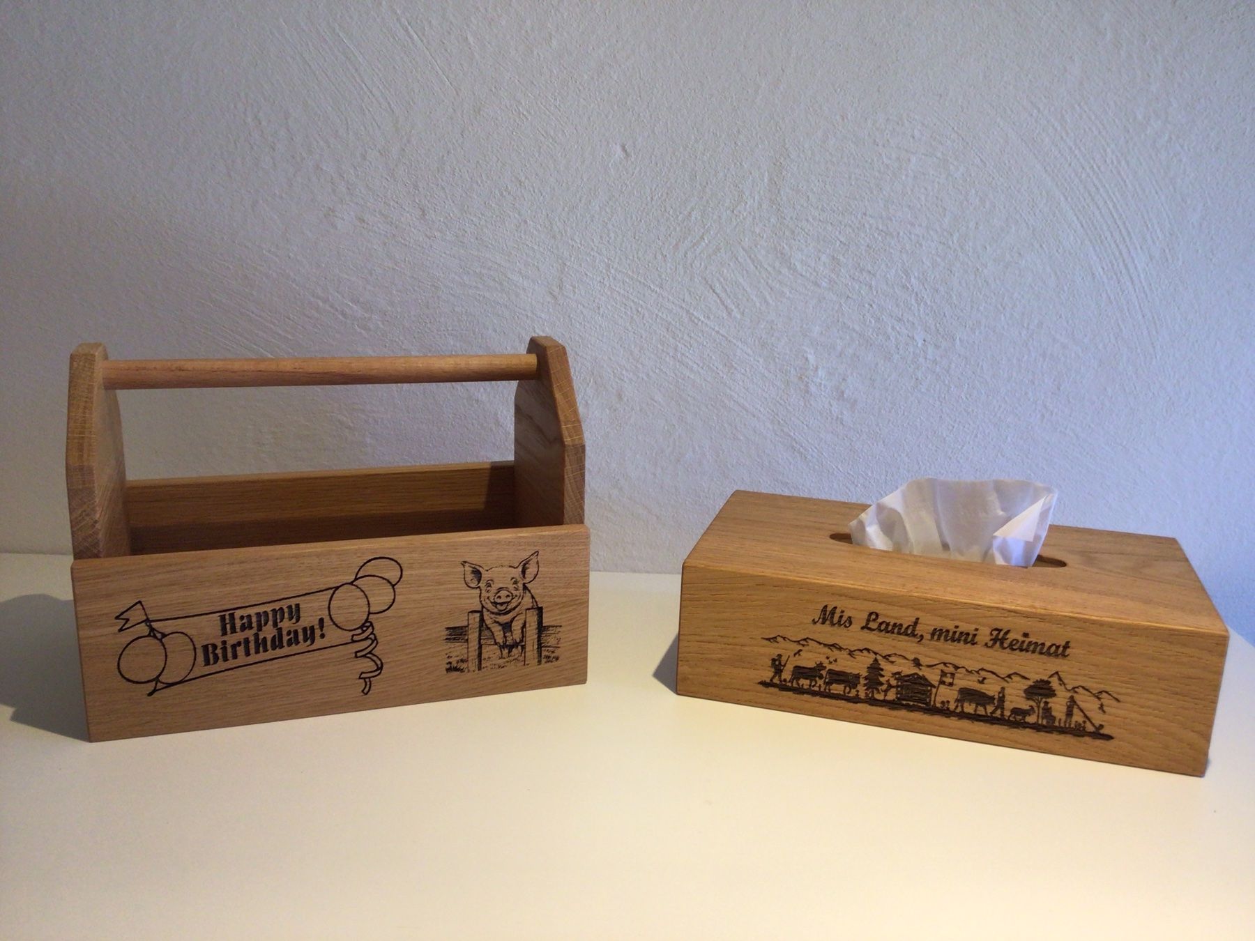 Articoli in legno: Geschenkkiste und Kleenex-Box – Nuovo (secondo la descrizione) da Benken SG venduto da Hagli76
