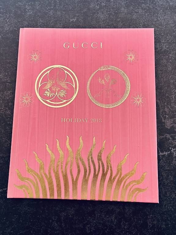 Livres: Gucci Holiday 2018 – D'occasion à Uitikon Waldegg par den_n9cy