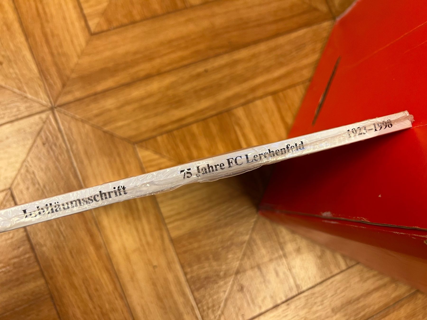 Libri: FC Lerchenfeld - 75 Jahre Buch NEU – Nuovo e nell'imballaggio originale da Uetendorf venduto da Stoun 2