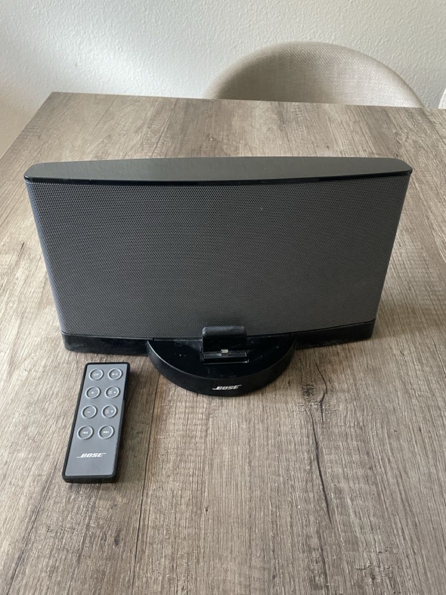 Bose Casse acustiche: Bose SoundDock Speaker - Excellent Condition! – Usato da Zürich venduto da TheLillywhites