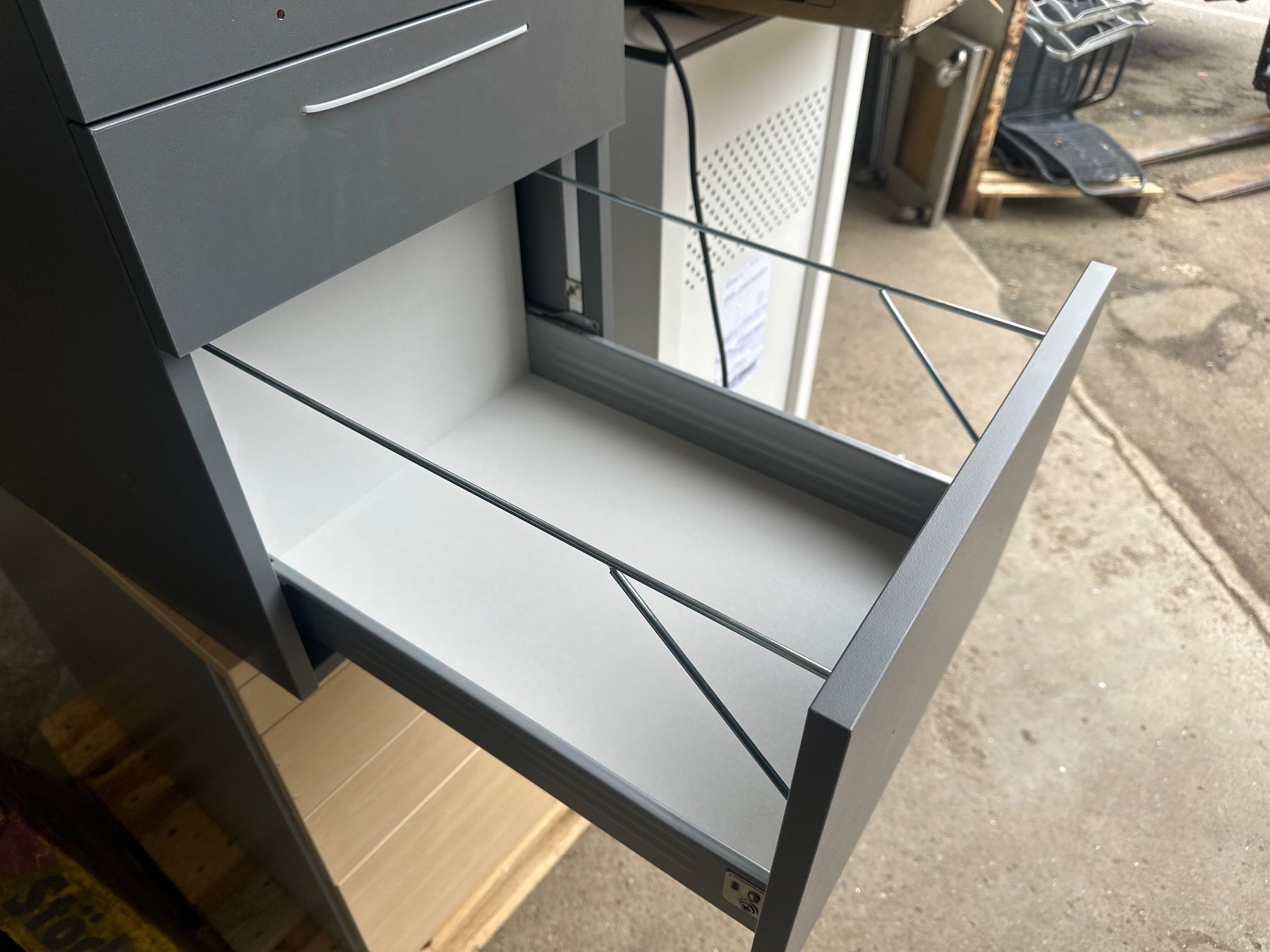 Korpus: neuer Rollcontainer Rollkorpus mit 3 Schübe 43x58x58cm – Neu (gemäss Beschreibung) aus Necker von liq24 5