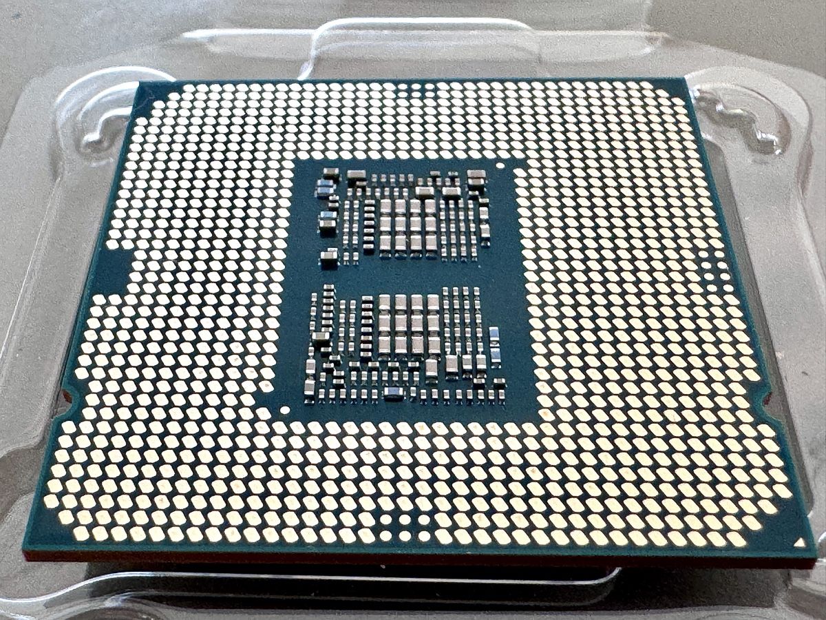 Intel Componenti elettronici: Intel Core i7-10700K – Usato da Luzern venduto da Ricobac 3