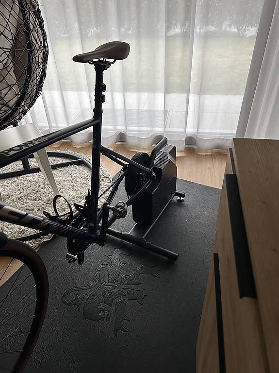 Hometrainer: Rollentrainer VanRysel In'Ride D500 – Usato da Innertkirchen venduto da kil_s5yc
