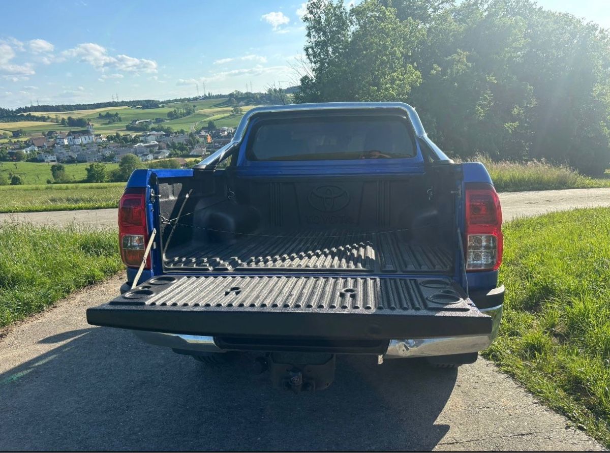 Toyota Automobili: Toyta Hilux 2.4 Diesel – Usato da Neudorf venduto da Nachtstern01 4