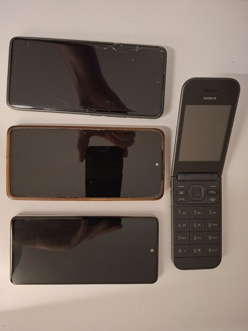 Telefoni cellulari / Smartphones: Div. Handys – Difettoso da Boswil venduto da sch_8h5y 1