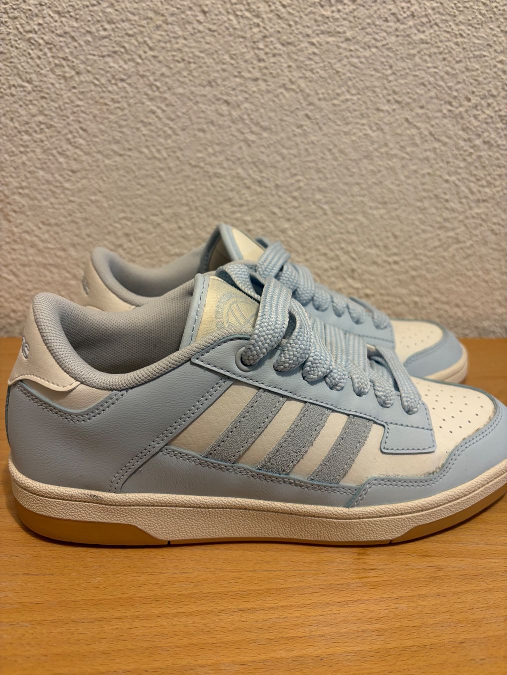 Adidas Scarpe da donna: Adidas Sneaker – Usato da Altendorf venduto da reli77