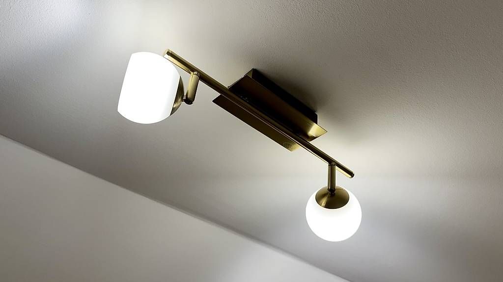 Kronleuchter & Deckenlampen: 3 Deckenlampen zu verkaufen – Gebraucht aus St. Gallen von daniele.cannazza 1