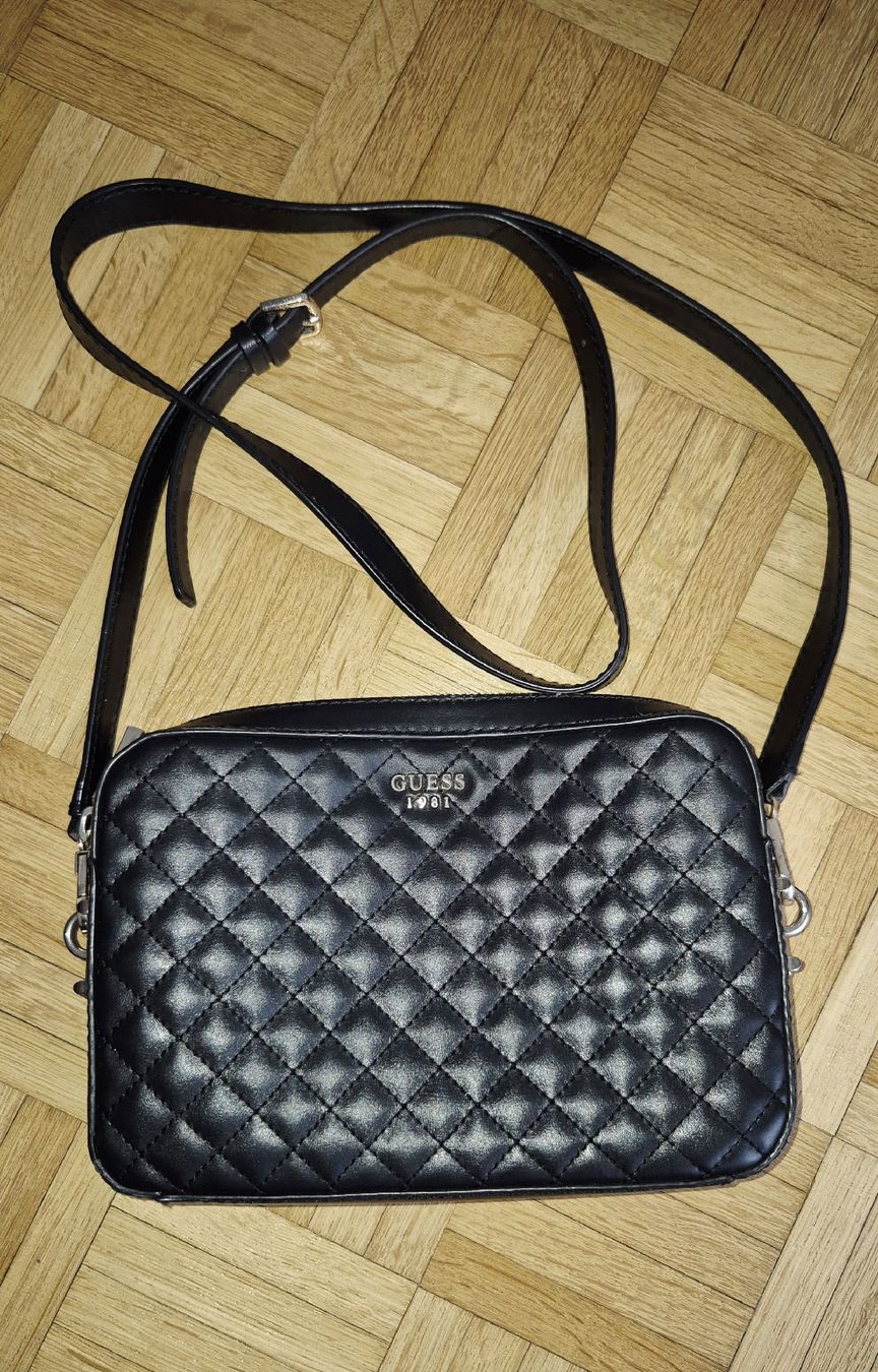 Borse da donna: Guess Tasche – Usato da Zürich venduto da Durme