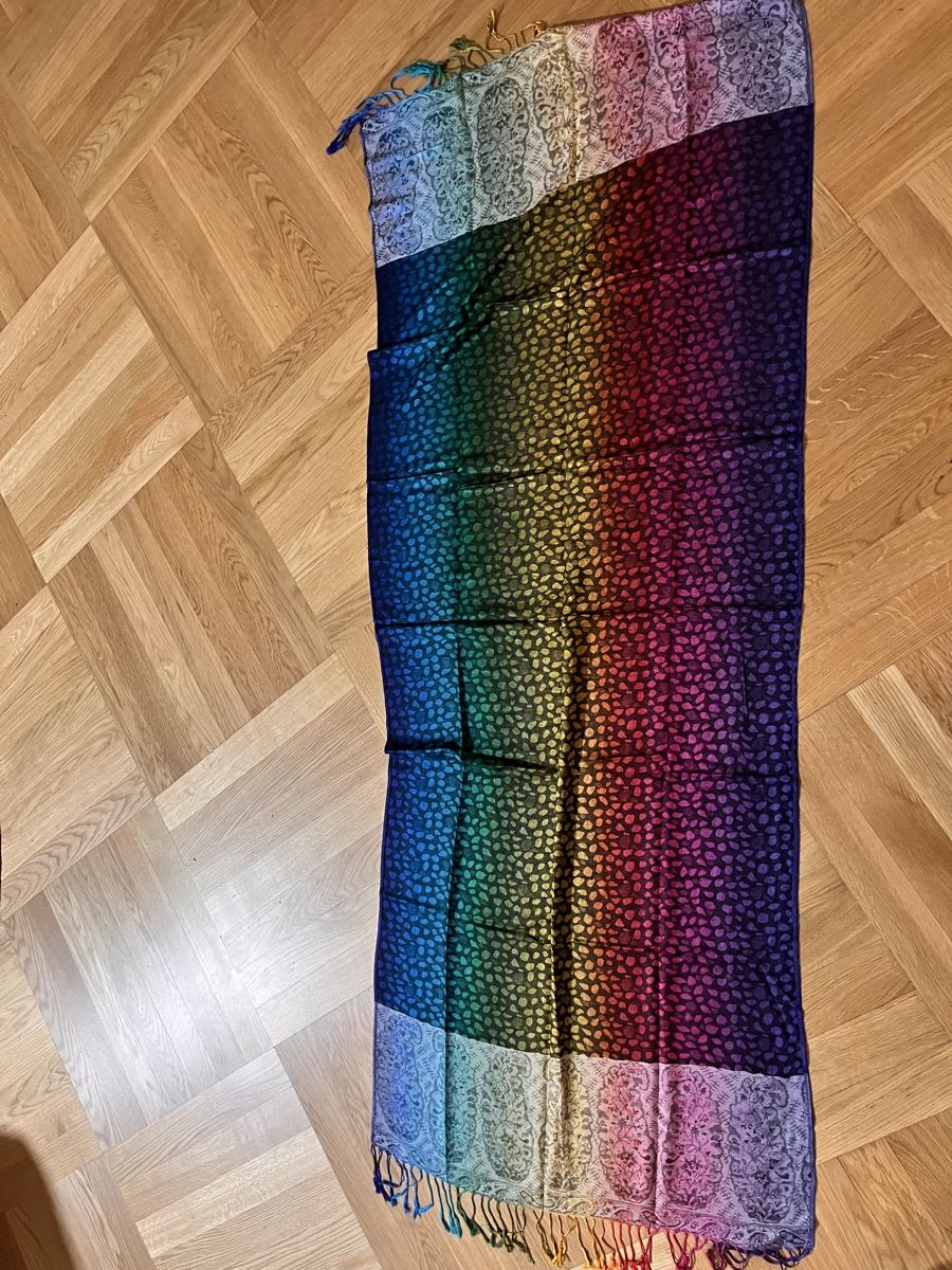 Foulards & écharpes: Unique Rainbow Leopard Print Scarf – D'occasion à Affoltern am albis par onlyrose123 2