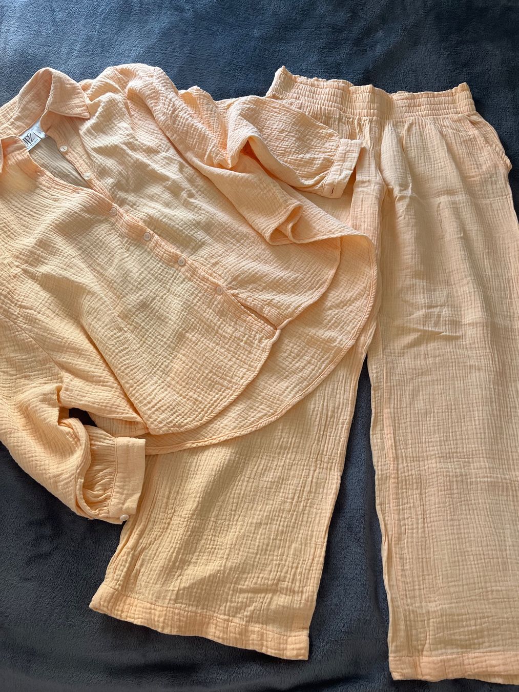 Kleiderpakete: New  summer muslin suit size S/M – Neu und originalverpackt aus Chêne-Bougeries von Seetooyoo