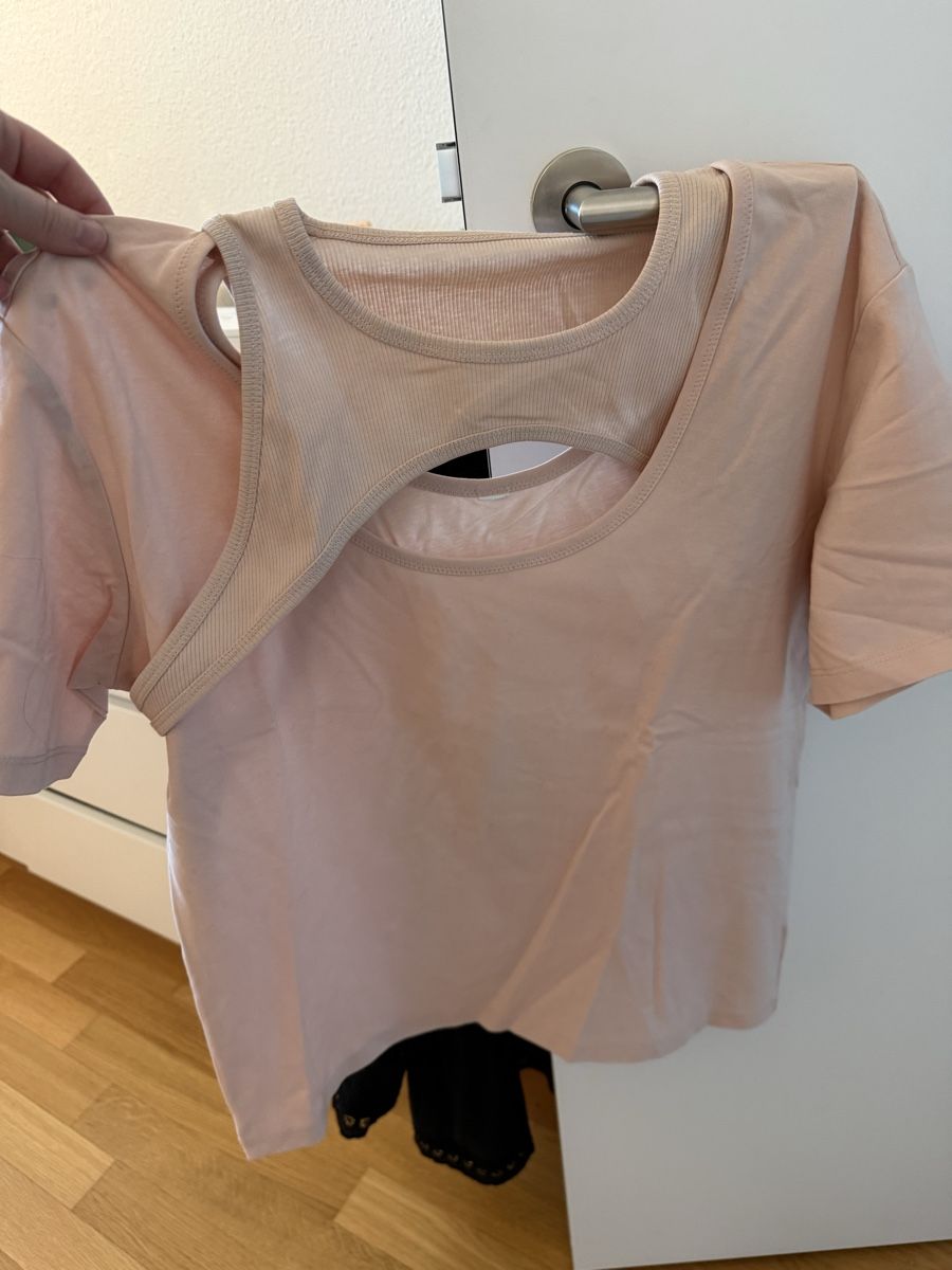 T-shirt: Dion Lee Tshirt S rosa – Usato da Zug venduto da sschnide92 1