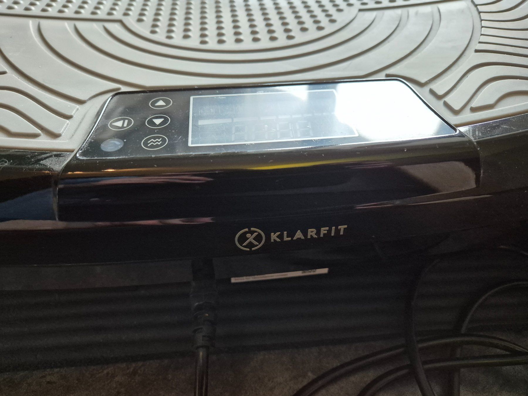 Hometrainer: Vibrationsplatte Klarfit Vibe 4DX – Usato da Bremgarten AG venduto da Spirelli 1