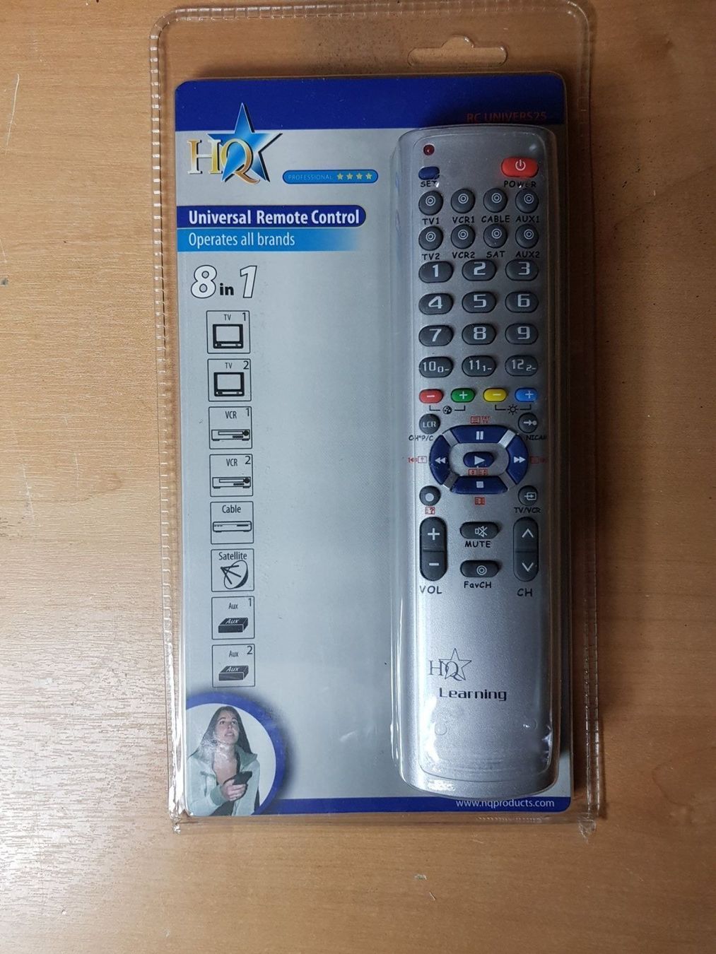 Telecomandi: Télécommande 8 ni 1 – Usato da Bionnens venduto da Meg011
