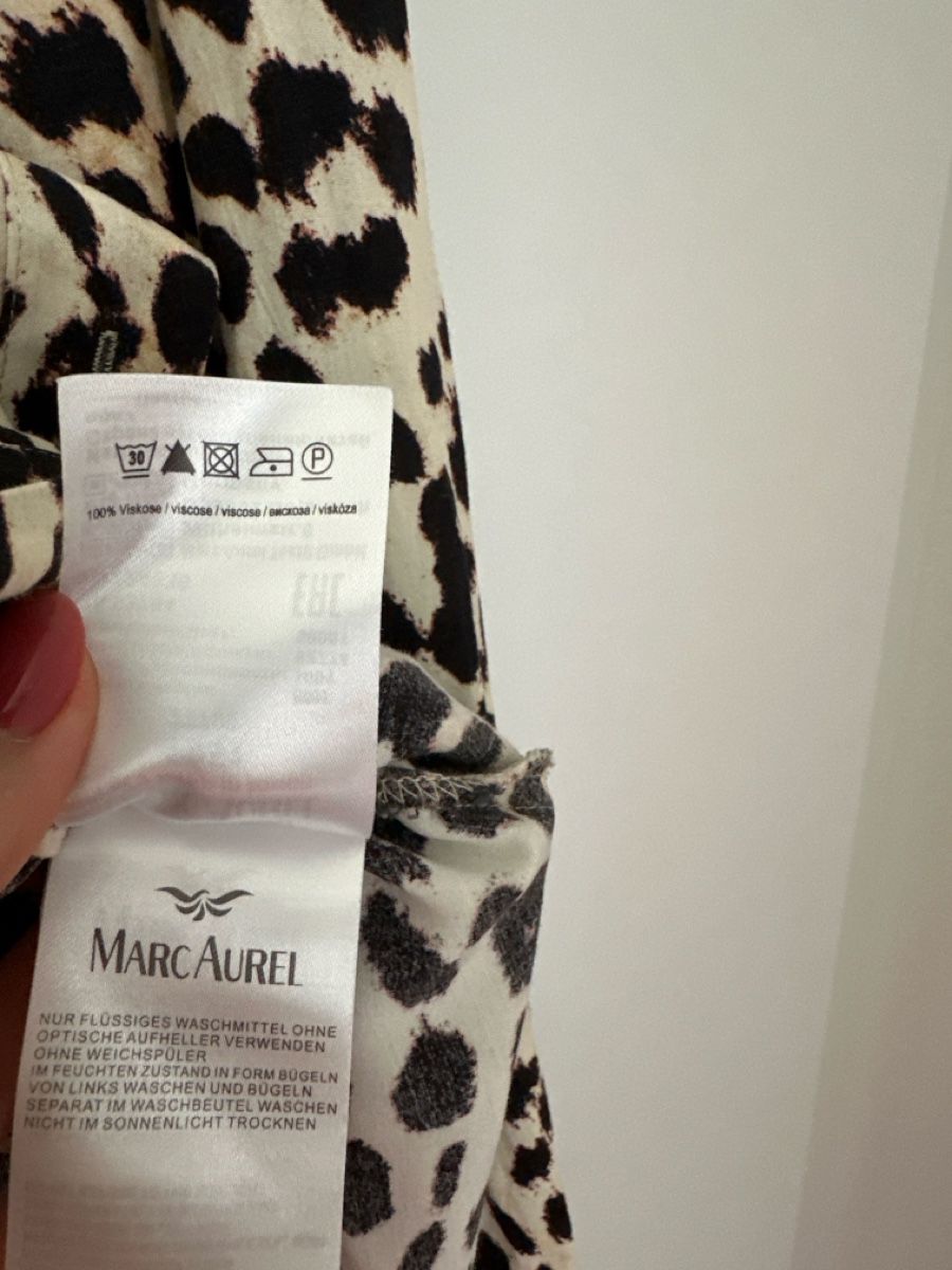 Vestiti: Marc Aurel Hemdblusenkleid Leo Print Grösse 38 – Usato da Othmarsingen venduto da Darija7 3