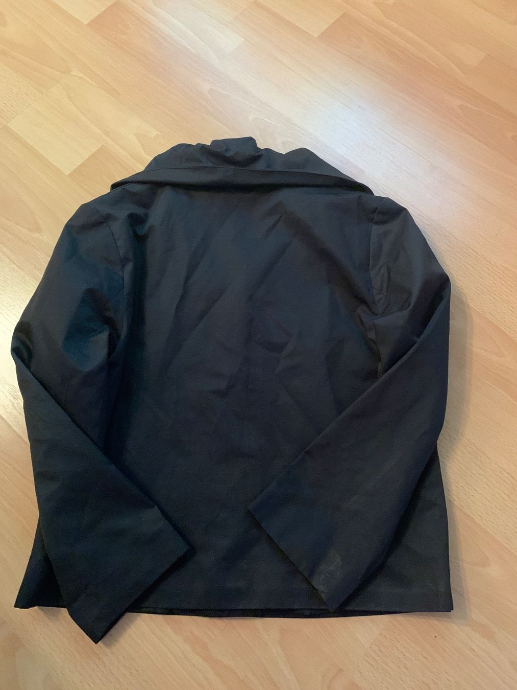 H&M Jacken: Joli blazer noir H&M taille 36 – Gebraucht aus MEYRIN von Gwendo10 1