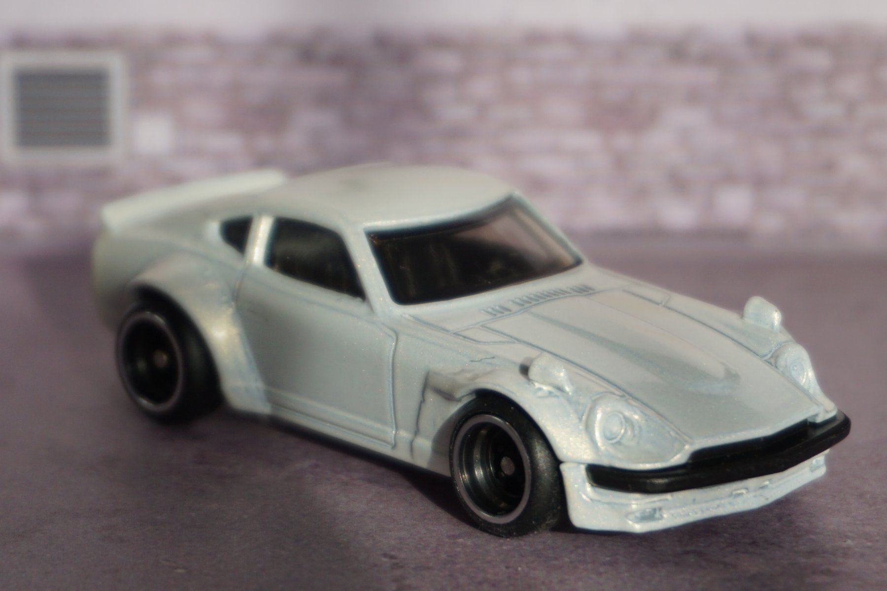 Hot Wheels Voitures modèles: HotWheels RR Datsun 240Z Custom TOP !!!!!!!!!!!!!!!!!!!!! – D'occasion à Reiden par Doppeldecker69