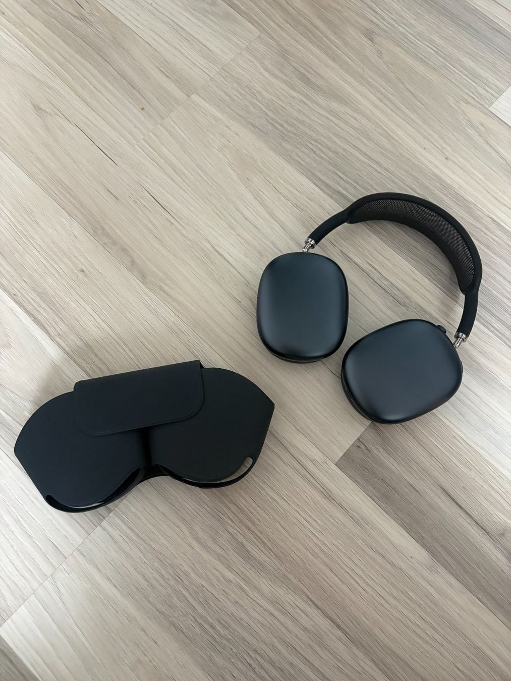 Apple Cuffie: AirPods Max 2 comme neufs, très peu utilisé – Usato da Vicques venduto da mat_2gj5 3