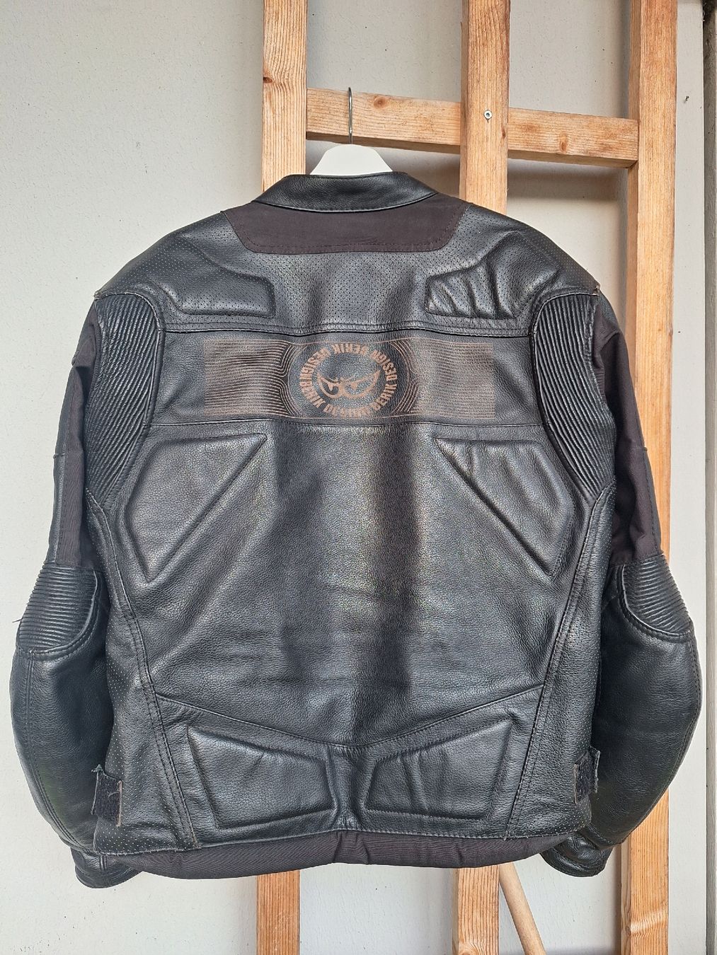 Giacche: Berik Laser Leder Motorradjacke Grösse 56 – Difettoso da Schüpbach venduto da Tom.Beer 1