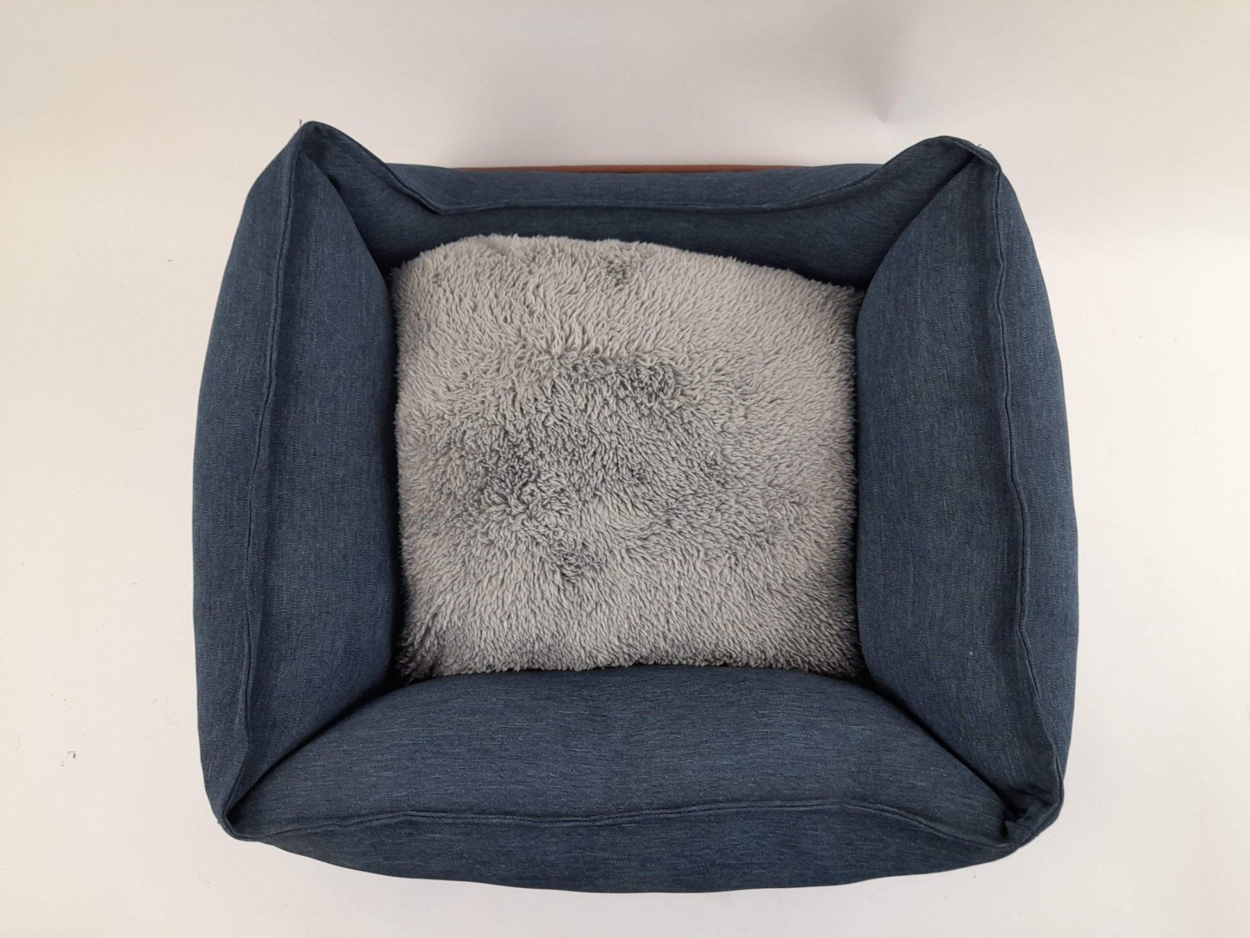 Cucce & Letti: Katzen Liegebett – Usato da Liebefeld venduto da Restwert_Liebefeld 2