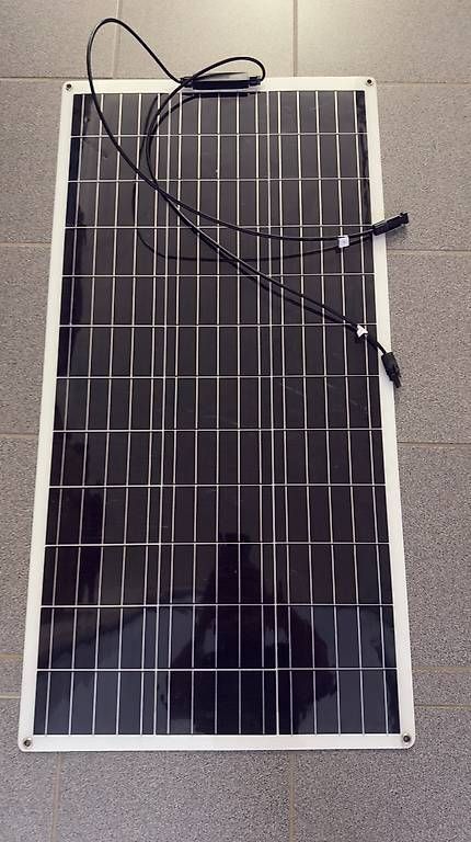 Dispositivi a energia solare: semi-flexibles Solarpanel 100W – Usato da Gipf-Oberfrick venduto da Fam.Mueller.Wittnau 1