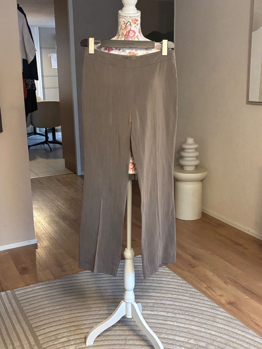 Akris Pantaloni: Akris Hose Lanawolle – Usato da St. Margrethen SG venduto da dijanaO 5