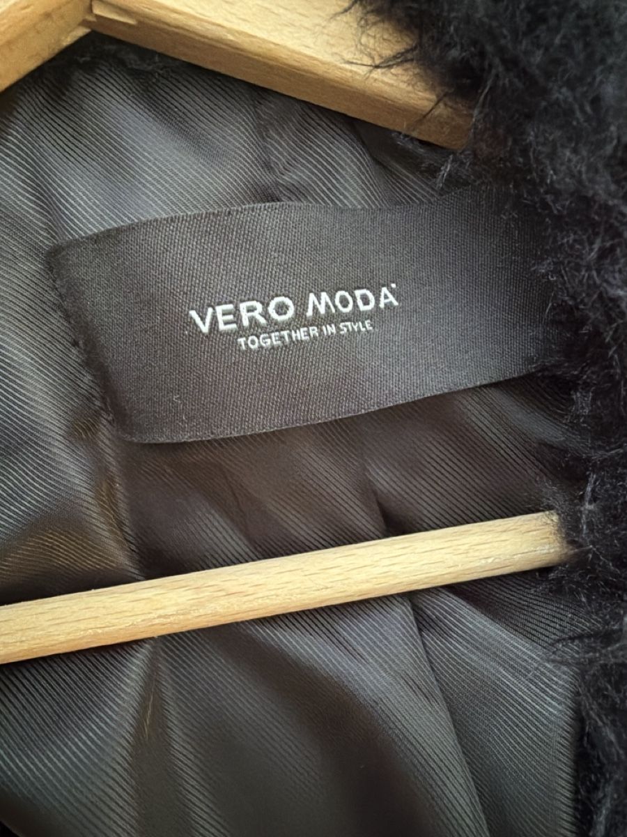 Vero Moda Vestes: Fancy Jacke  – D'occasion à Männedorf par Emirseada 2