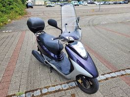 Yamaha Vity 125 mit Topcase, ab Platz