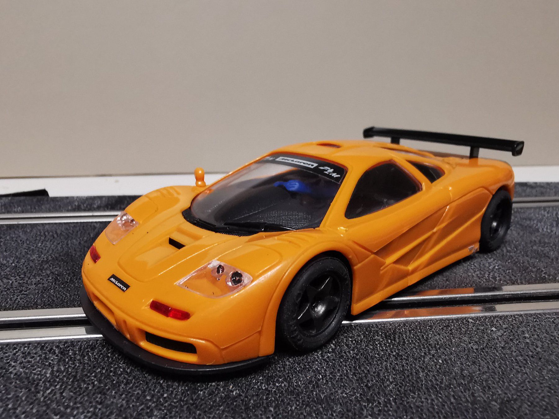 Ninco Piste: Ninco McLaren F1 1/32 – Usato da Winterthur venduto da Lonpos1 2