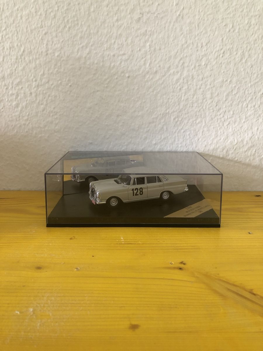 Mercedes-Benz Modellini d'auto: Modell Auto Mercedes 220 SE – Nuovo (secondo la descrizione) da Riehen venduto da Love-and-Peace