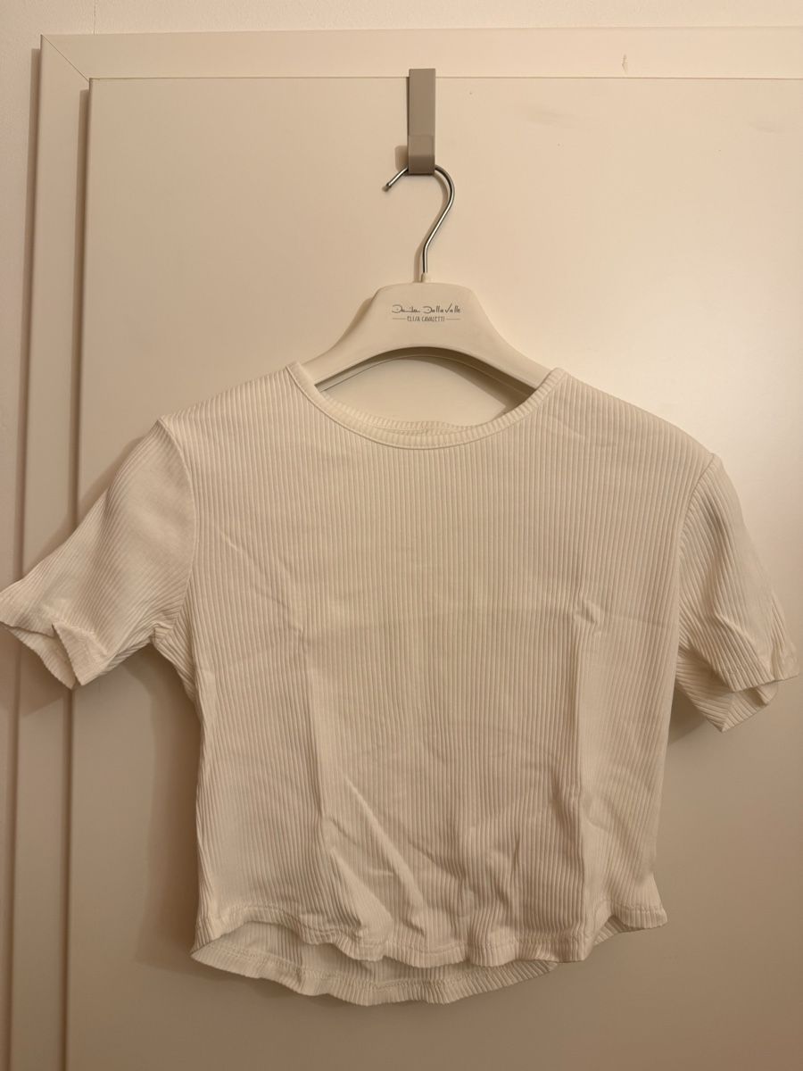 T-shirt: Doppelpack T-Shirts schwarz und weiss – Usato da Oberrohrdorf venduto da a._.w 2