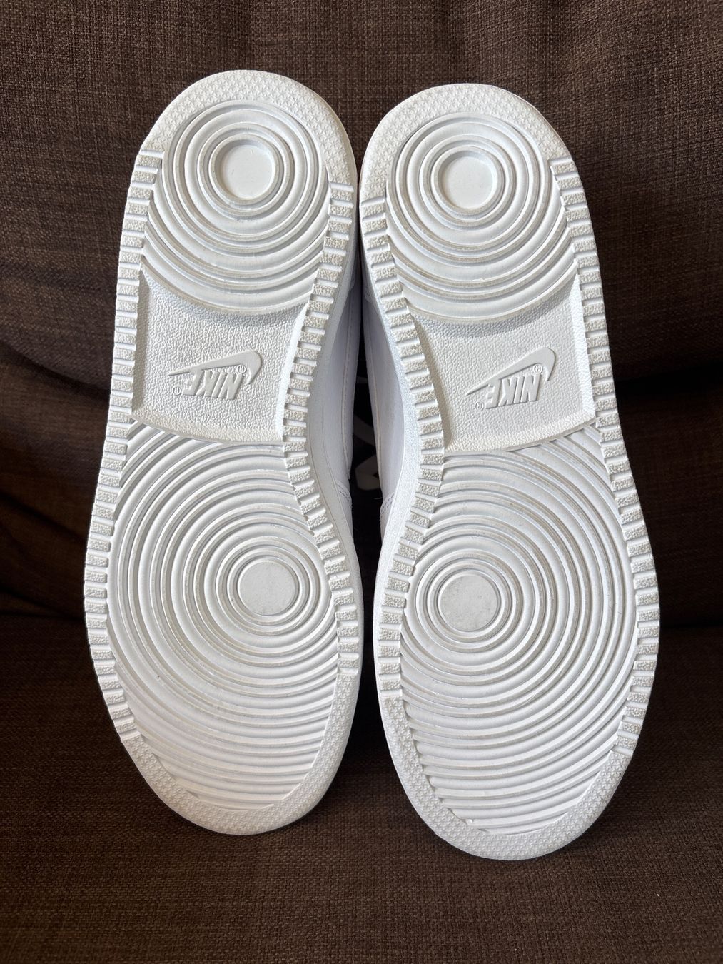 Nike Herrenschuhe: Nike Sneaker Gr. 42 NEU – Neu und originalverpackt aus Genève von Buens4 4
