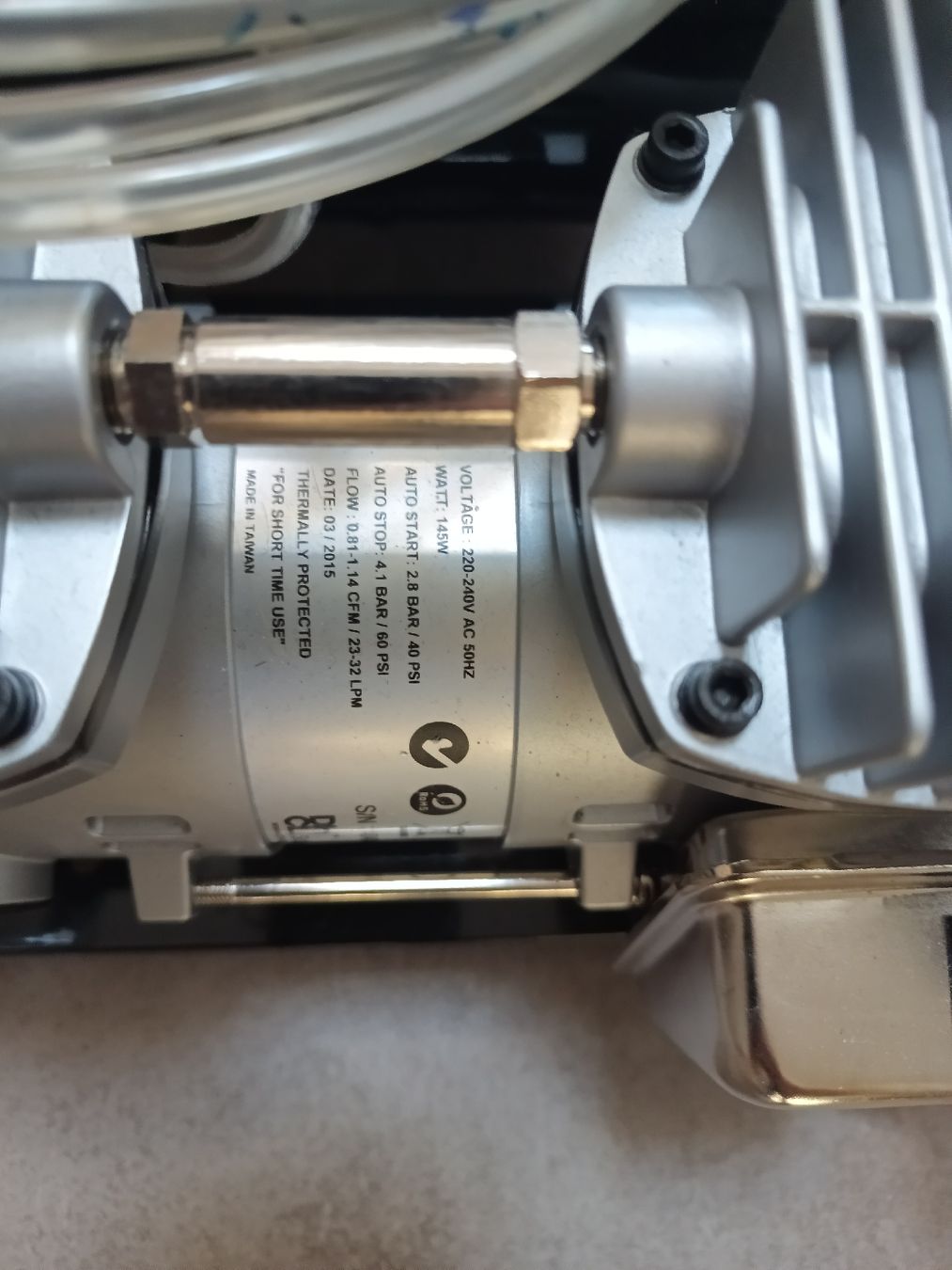 Compresseurs: Airbrushkompressor Sparmax AC 500  – D'occasion à Ossingen par Swoody 2