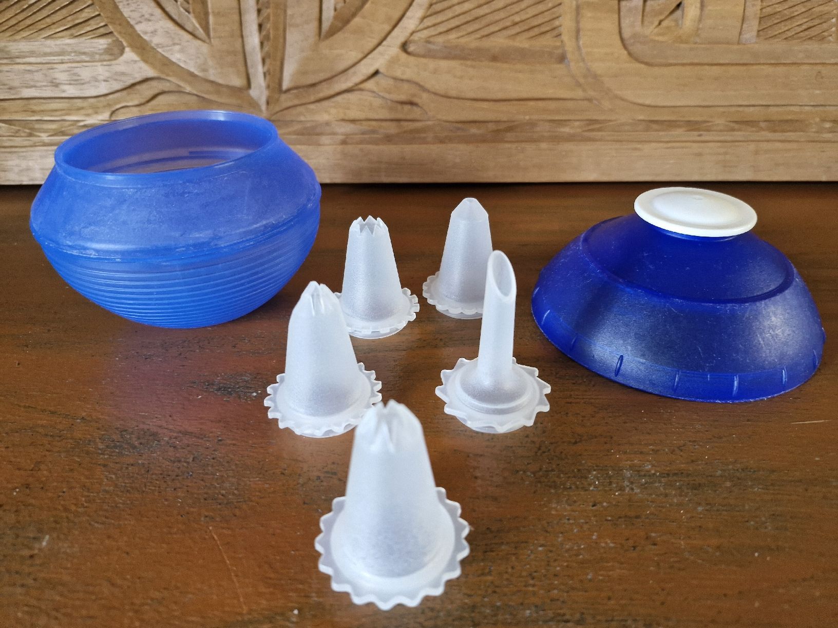 Tupperware Appareils de cuisine: original Tupperware Spritzbehälter – D'occasion à Elsau par sanoli01 1