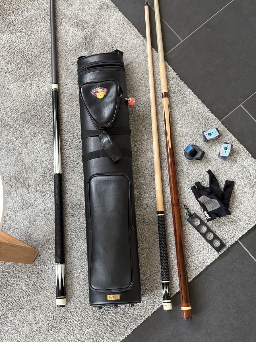 Giochi: Billard Queue Set: 3 Queues, Köcher, Zubehör - Top! – Usato da Blumenstein venduto da Sovjknnmll