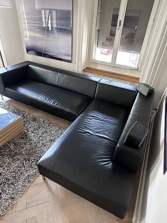 Divani: Hochwertiges schwarzes Leder-Ecksofa  Designerstück – Usato da Zürich venduto da idu_pjs7 1