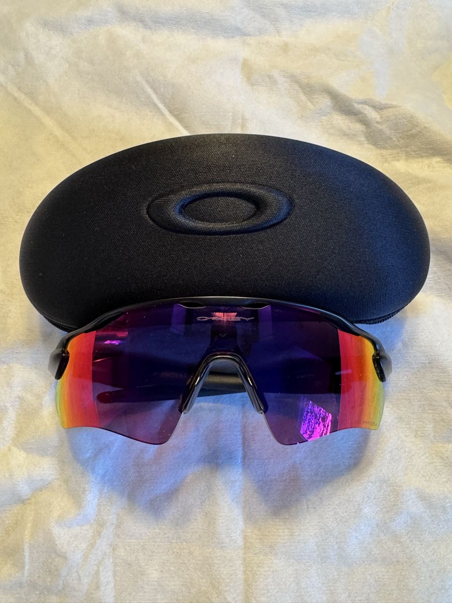 Oakley Occhiali & Lenti: Oakley RADAR EV sunglasses with case  – Usato da Herrliberg venduto da jba_zcw7 1