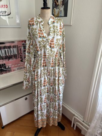 Bruno Manetti Sommerkleid,neu! It.44=38,traumhaft,  NP:500.-