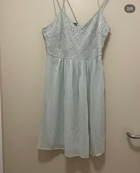 Zara Vestiti: Beautiful dress zara – Nuovo e nell'imballaggio originale da Opfikon venduto da til_t7ww