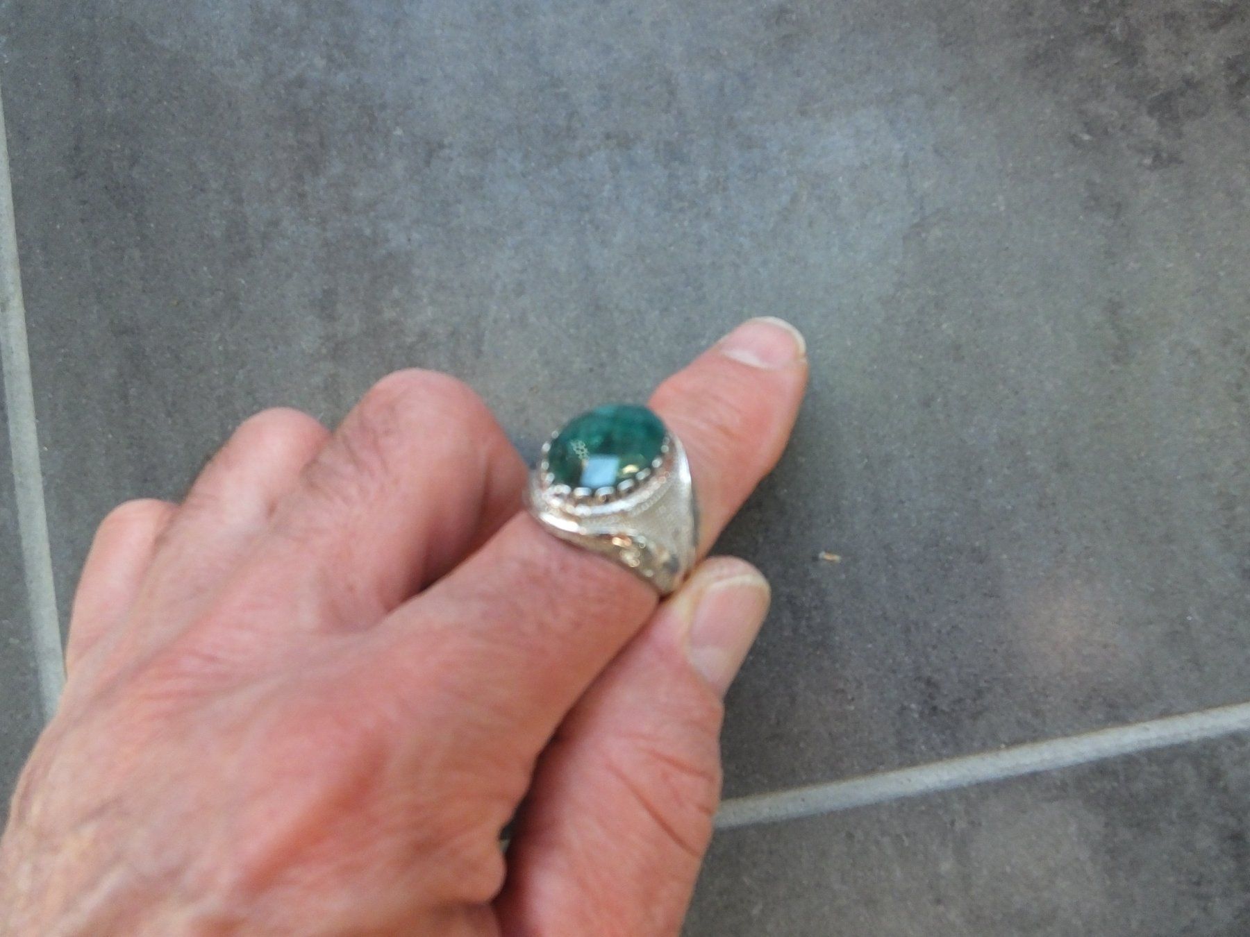 Ringe: Herrenring mit Echtem Emerald Stein – Neu (gemäss Beschreibung) aus Unterentfelden von l654321a 4