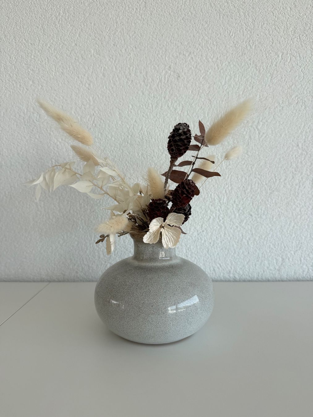 Tutte le decorazioni: petit vase avec fleurs séchées gris – Usato da Marly venduto da FabienD 1