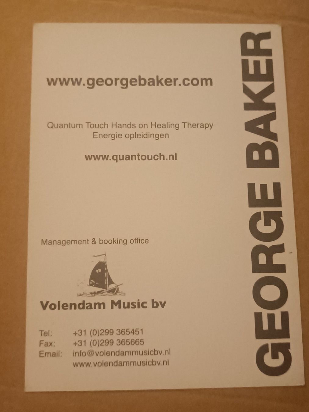 Autogramme: George Baker -  handsignierte Autogrammkarte – Gebraucht aus Menziken von Artographs 1