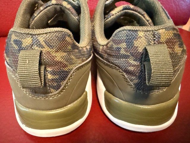 Champion Scarpe per ragazzi: Champion Schuhe 35 – Usato da Lömmenschwil venduto da classico01 2