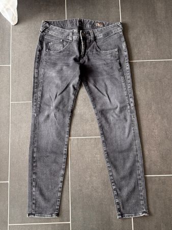 Jeans Hosen HERRLICHER Gr. 30/30 selten getragen Dunkelgrau