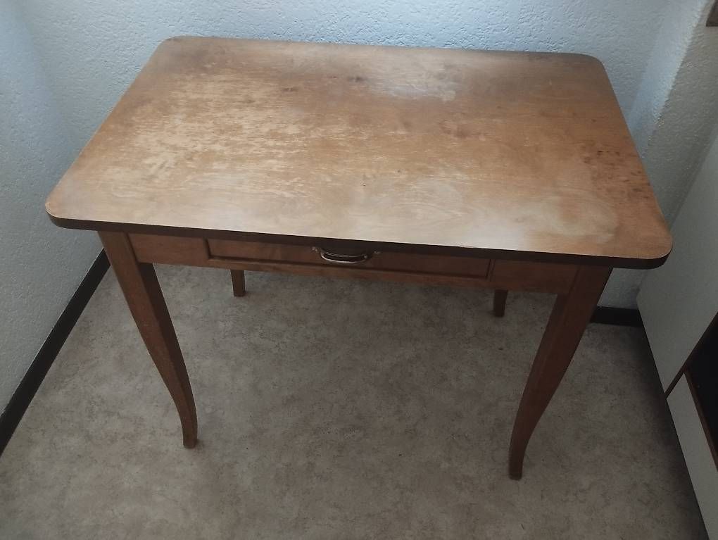 Tables: Küchentisch mit Schublade 90x60x75 BTH – D'occasion à Bern par BoogiewoogieX 2