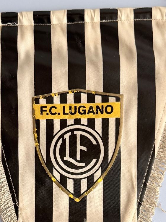Bandiere: Gagliardetto F. C. Lugano – Usato da Savosa venduto da Accipe_Oblatam 2