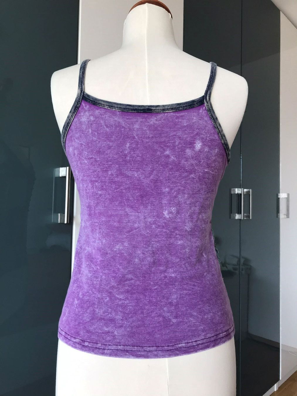 Top: Bunt damen tops M38 – Usato da Dübendorf venduto da Levintreyer 2
