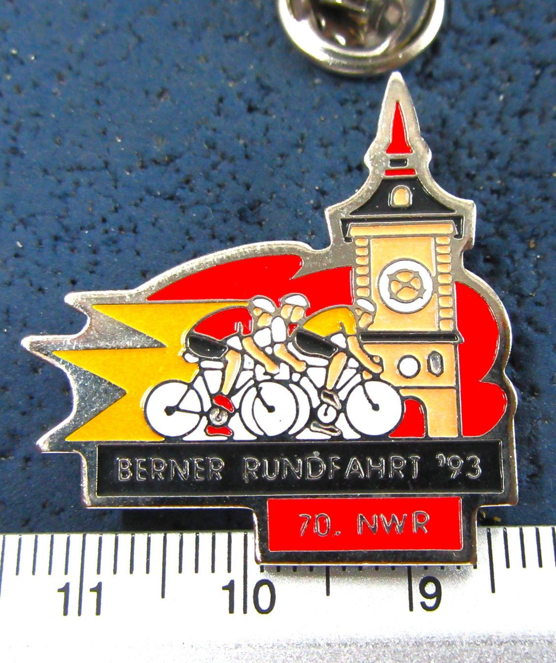 Swiss Placchette & Badge: BERN RADRENNEN PIN – Usato da Ettingen venduto da Hausi4711