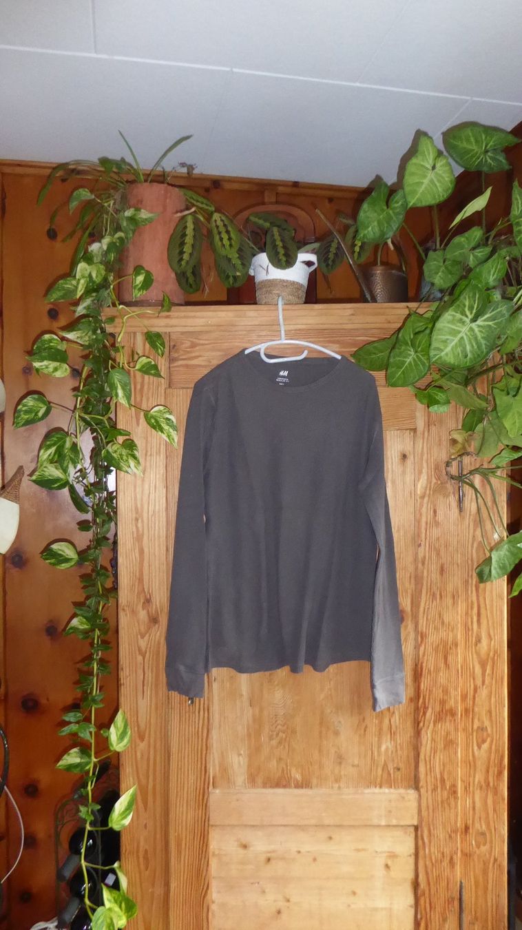 H&M Pullover & Sweatshirts: Herren Pullover Gr L H&M Antrazit grau – Gebraucht aus Sargans von Benziner 3